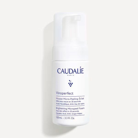 Caudalie Vinoperfect Mikropeelingująca pianka rozświetlająca, 100ml